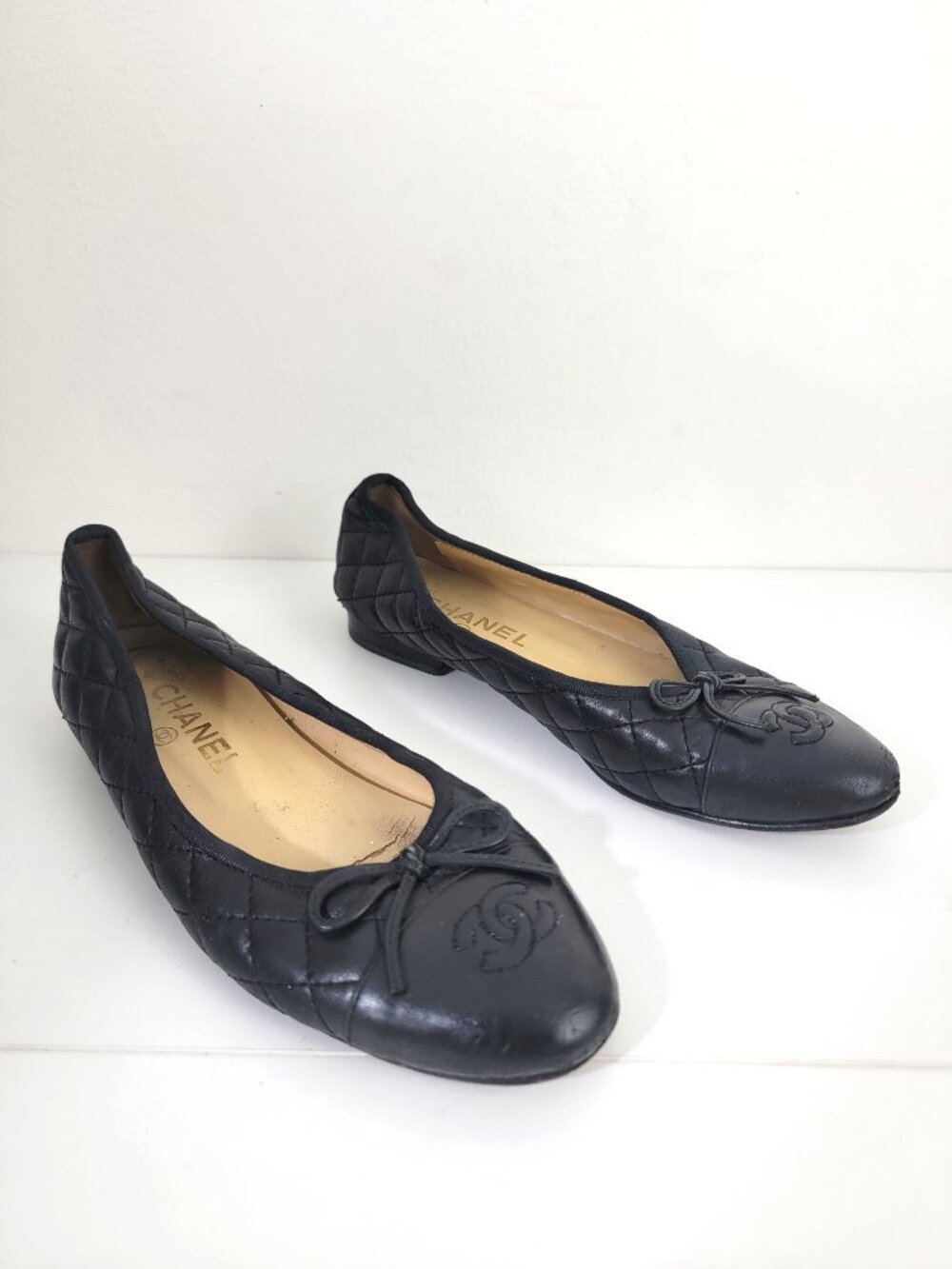 Chanel Diamond Quilted Lambskin Ballet Flats Black 37 7